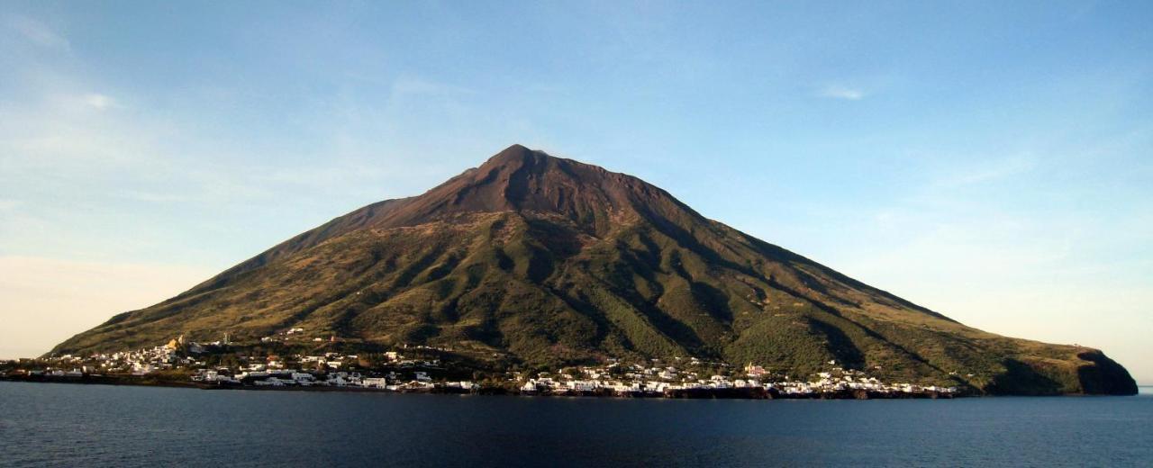 La Rosamarina Hotel Stromboli Eksteriør billede